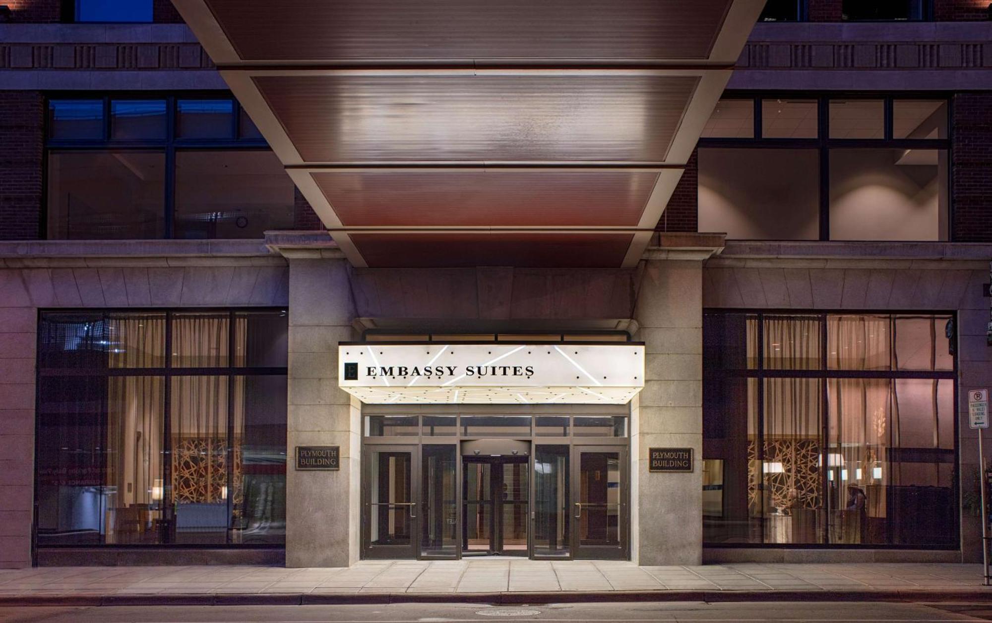 Embassy Suites By Hilton Minneapolis Downtown Hotel Exterior photo