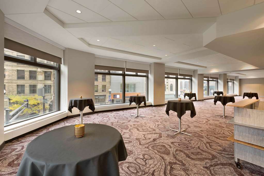 Embassy Suites By Hilton Minneapolis Downtown Hotel Facilities photo